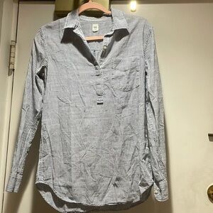 Gap button down striped shirt